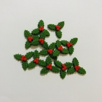 Leaf  Green Triple Holly (12 in a pack)